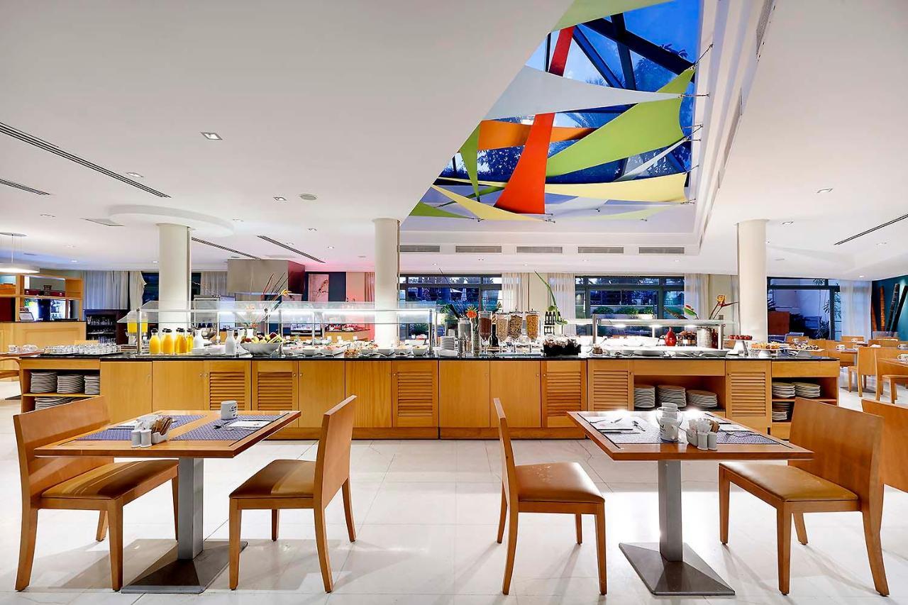 Exe Estepona Thalasso & Spa- Adults Only Екстер'єр фото